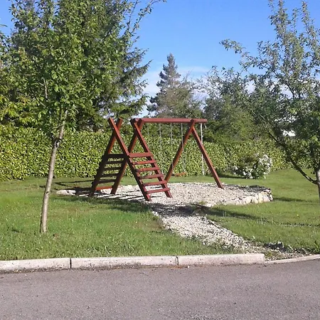Moderne In Mit Privatem Parkplatz * Rupa