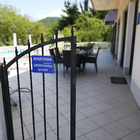 Apartment Moderne In Mit Privatem Parkplatz Rupa
